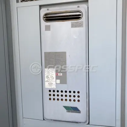 施工前の給湯器（GT-2003SAW）