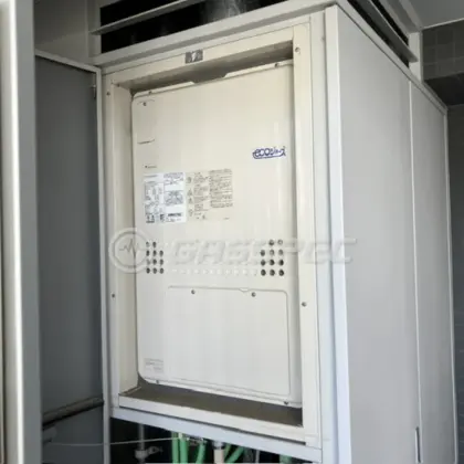 施工前の暖房熱源機（GTH-C2448AW3H-H）