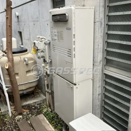 施工前の暖房熱源機（GTH-C2439AWX6H）