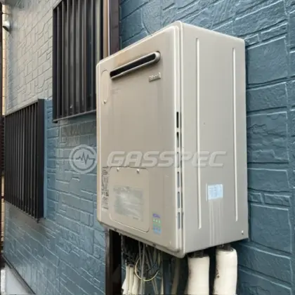 施工前の暖房熱源機（RVD-E2400AW2-1）