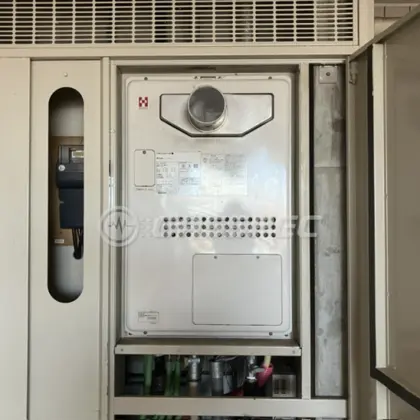 施工前の暖房熱源機（YG2454RTA）