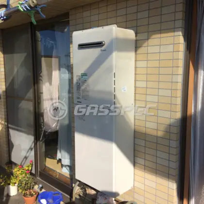施工後の給湯器（リンナイ RUF-A2405SAW(B)）