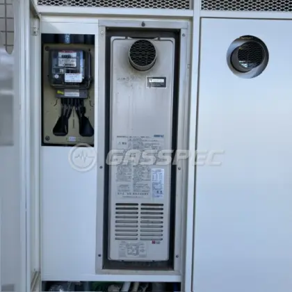 施工前の暖房熱源機（AT-4201ACSAW3Q-C）