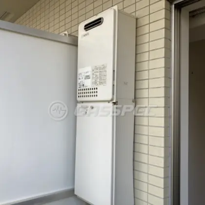 施工前の給湯器（GQ-1637WS）