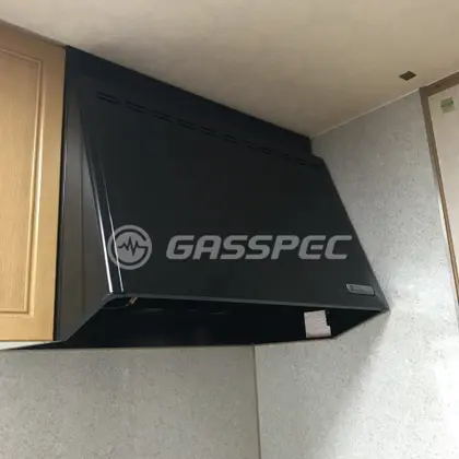 施工前のレンジフード