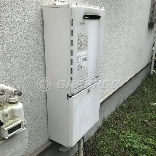 交換前の給湯器（ノーリツ GT-2428SAWX）