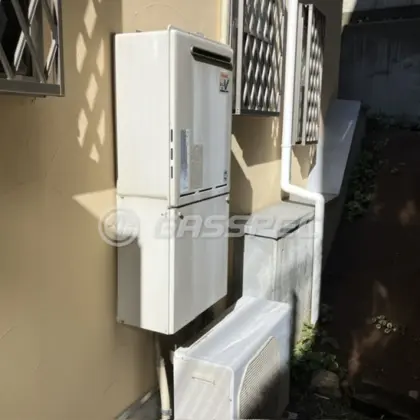 施工前の給湯器（RUF-A2400SAW）