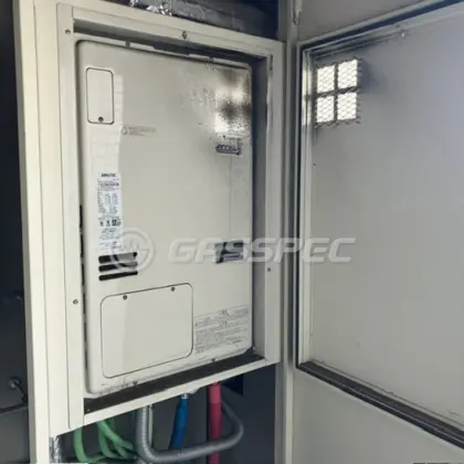 施工前の暖房熱源機（RUFH-K2403SAU2-3）