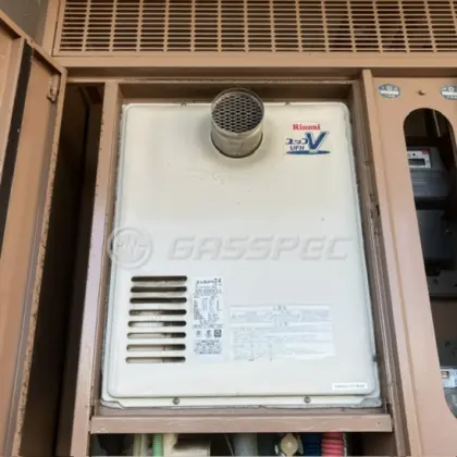 施工前の暖房熱源機（RUFH-VD2400AT2-3）