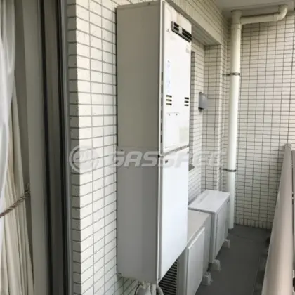 施工前の暖房熱源機（RUFH-K2400AW2-6）