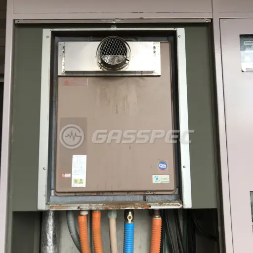 交換前の給湯器（ガスター OURB-2450SAQ-T）