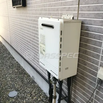施工前の給湯器（GT-2428SAWX）
