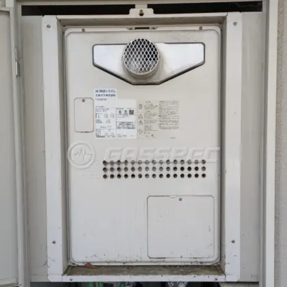 施工前の暖房熱源機（GTH-2434AWX-T）