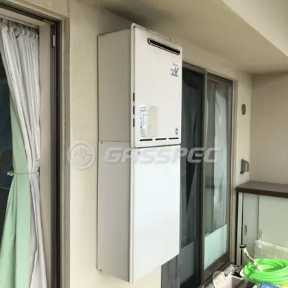 施工前の給湯器（RUF-A2400AW）