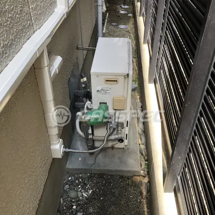 施工前の給湯器（GRQ-2027SAX）