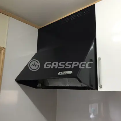 施工前のレンジフード（RBG-31A7S）