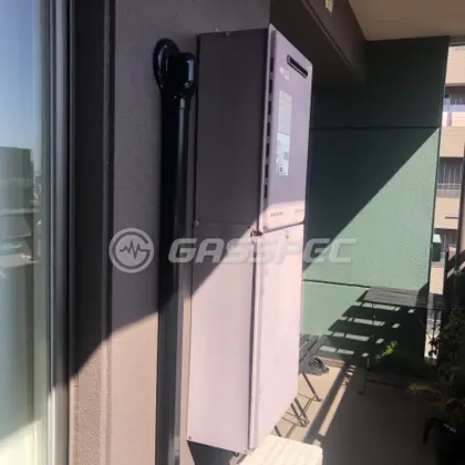 施工前の給湯器（GT-2428SAWX）