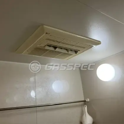 施工前の浴室乾燥機（BBD-3300ACSK-3）