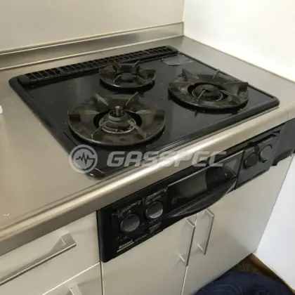 施工前のビルトインガスコンロ（RBG-31A7S）