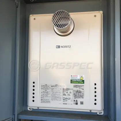 施工後の給湯器（ノーリツ GT-2460AWX-T-1 BL）