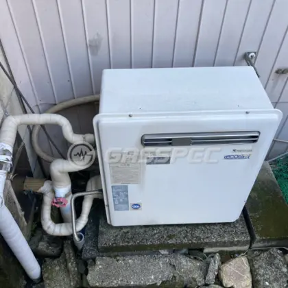 施工前の給湯器（RUF-K2000SAG）