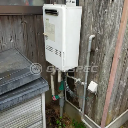 施工前の給湯器（GQ-2412WE）
