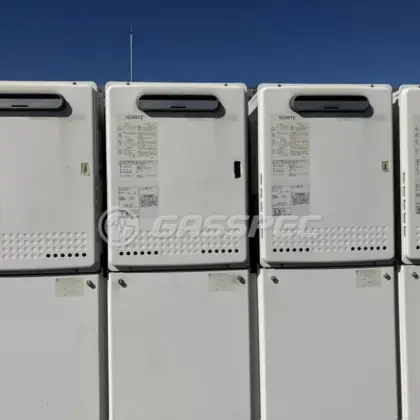 施工前の給湯器（GQ-C3222WZ-1）