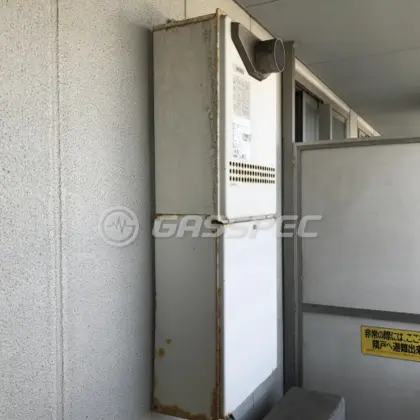 施工前の給湯器（GT-2422SAWX-TF）