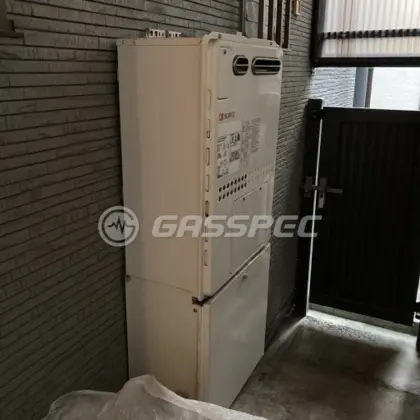 施工前の給湯器（GTH-2427SAWX3H）