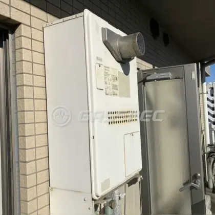 施工前の暖房熱源機（GTH-2434AWX3H-T）