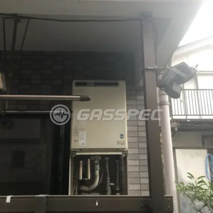 施工前の給湯器（OURB-2050SAQ）