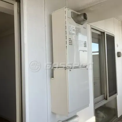 施工前の暖房熱源機（GTH-C2440AWX6H-T）