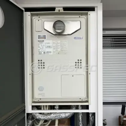 施工前の暖房熱源機（GTH-C2440SAWX6H-T）