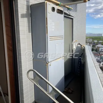 施工前の暖房熱源機（GTH-2413AWXH）