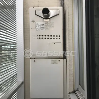 施工前の暖房熱源機（GTH-2434AWX-T）