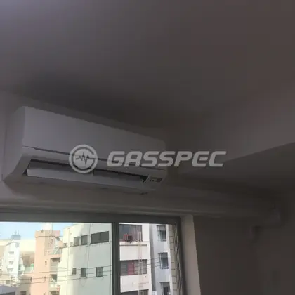 施工後のエアコン（三菱 MSZ-GV2818W）
