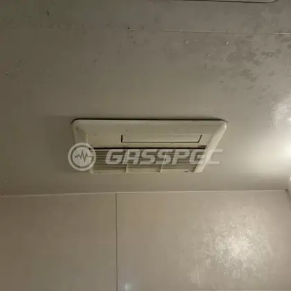 施工前の浴室乾燥機（RBH-C331K3SN）