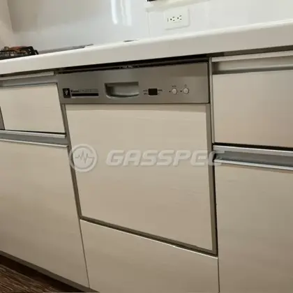 施工前のビルトイン食洗機（RKW-402LP）
