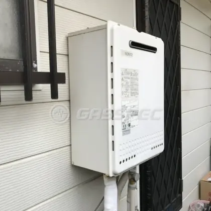 施工前の給湯器（GT-2028SAWX）