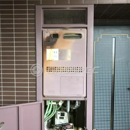 施工前の暖房熱源機（GTH-2413AWXH）