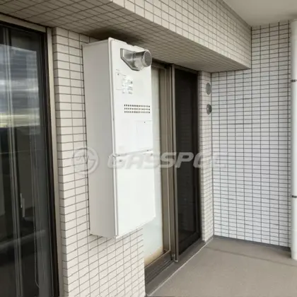 施工前の暖房熱源機（GTH-2434AWX3H-T）