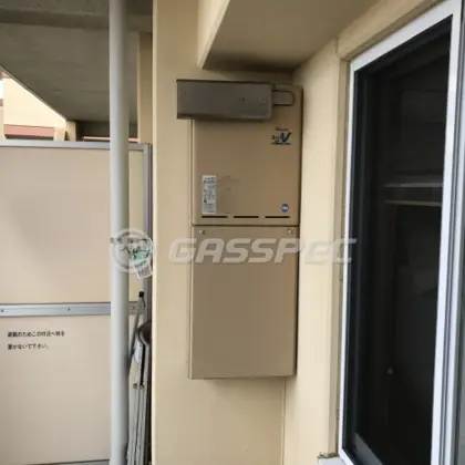 施工前の給湯器（RUF-V2405SAA）