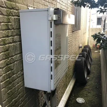 施工前の給湯器（GT-2428AWX）