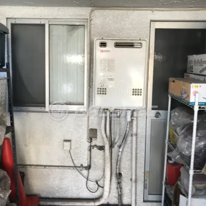 施工前の給湯器（GT-1627SAWX）