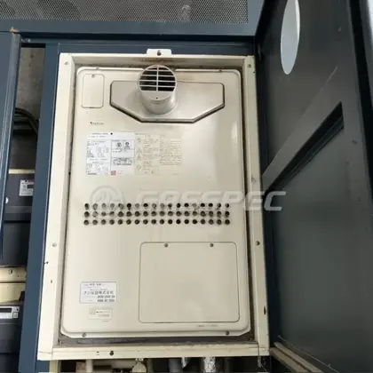 施工前の暖房熱源機（GTH-2413AWXH-T）