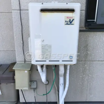 施工前の給湯器（RUF-A2400SAW）