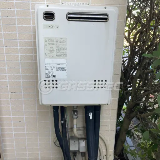 交換前の給湯器（ノーリツ GT-2427AWX）