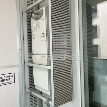 施工前の暖房熱源機（GTH-C2436AWX6H-T）