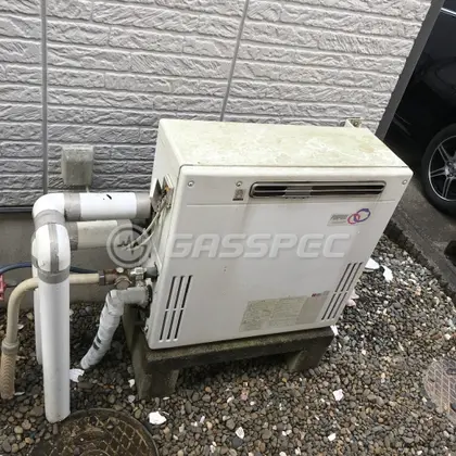 施工前の給湯器（GX-240ZR）