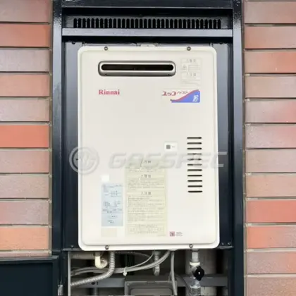 施工前の給湯器（RUJ-1610W(A)）